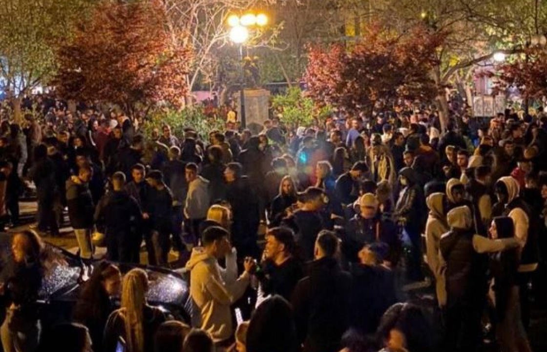 Μάριος Πλούμπης: Οι «κουρασμένοι» επαναστάτες της πλατείας