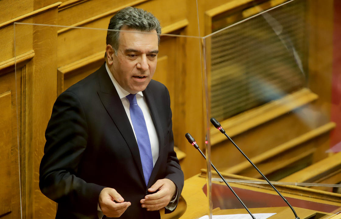 4 νέες προτάσεις του Μάνου Κόνσολα για τη φορολογική ελάφρυνση πολιτών και επιχειρήσεων