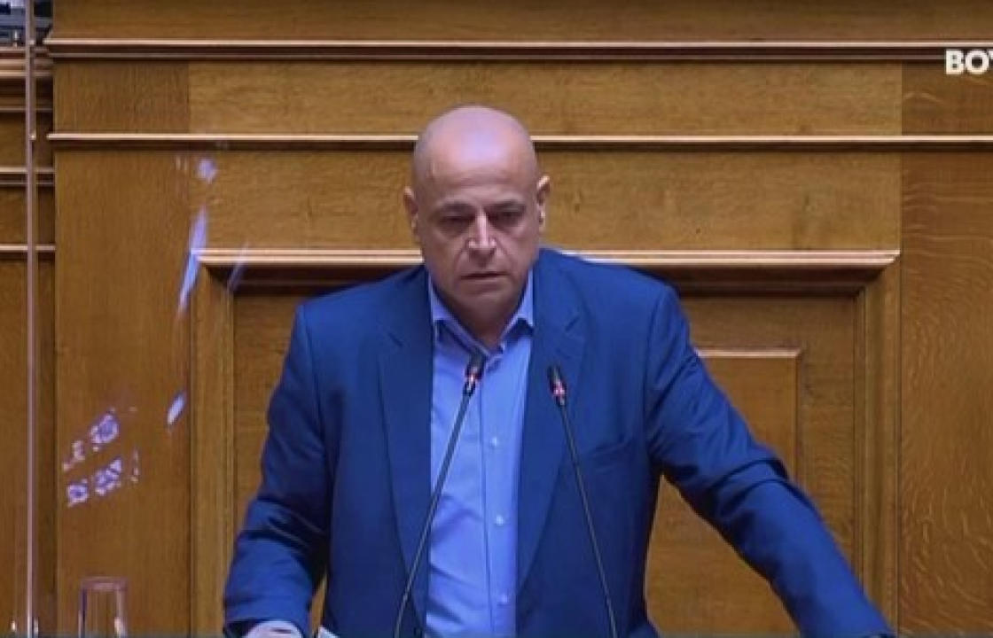 Ν. Σαντορινιός: Σε κίνδυνο η ακτοπλοΐα και η συνδεσιμότητα των νησιών μας λόγω χαρακτηριστικών παραλείψεων της Κυβέρνησης»