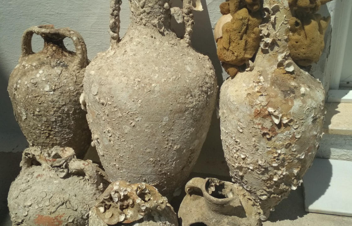 Συνελήφθη ημεδαπή για κατοχή αρχαιοτήτων στην Κάλυμνο - Κατασχέθηκαν 6 αρχαία αντικείμενα