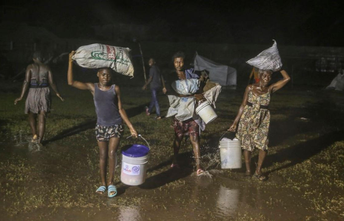 Αϊτή: Καταιγίδα και πλημμύρες, μετά τον σεισμό με 1.419 νεκρούς (εικόνες)