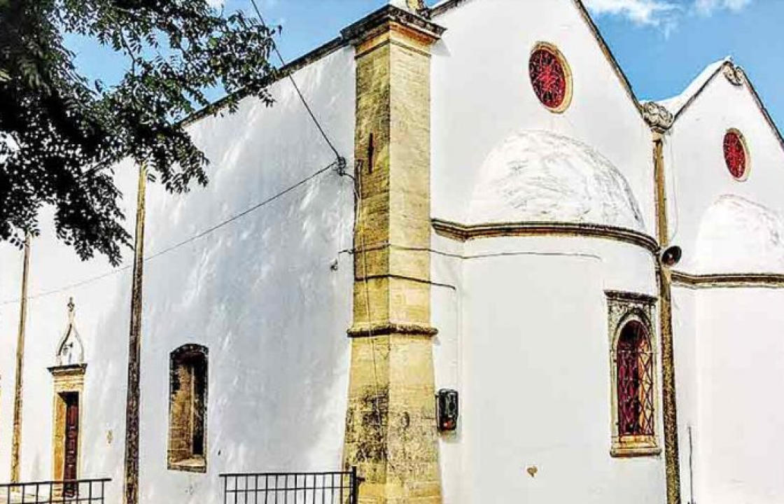 Στην Κρήτη η πρώτη εκκλησία-εμβολιαστικό κέντρο
