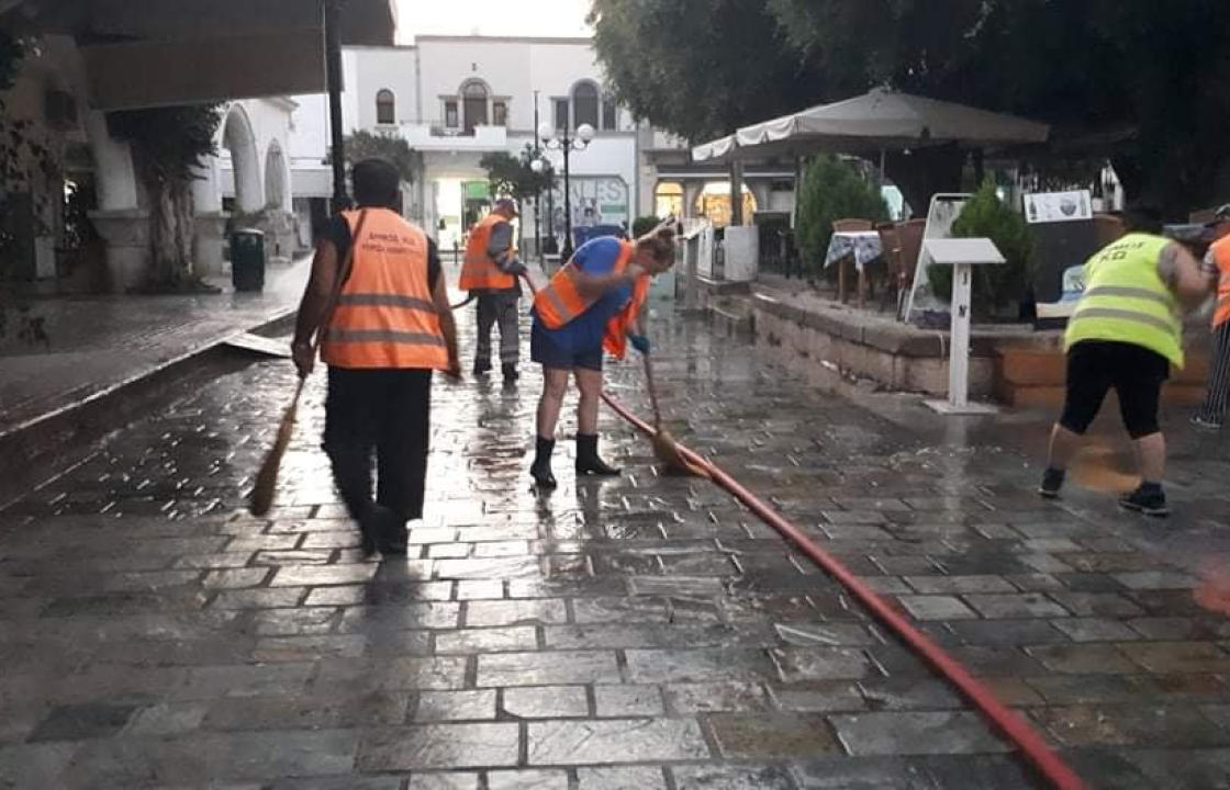 Δήμος Κω: Εκτεταμένοι καθαρισμοί σε πλατείες και πεζόδρομους της Κω