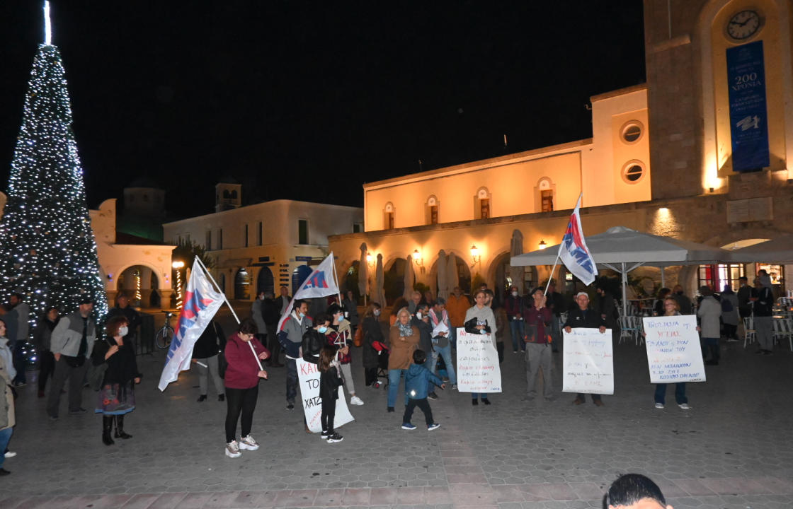 Η συγκέντρωση του Εργατικού Κέντρου και της Β&#039; ΕΛΜΕ Δωδ/σου για τη 17η Νοέμβρη