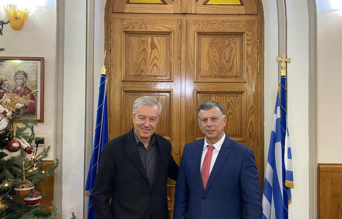 Συνάντηση του  Δημάρχου Κω Θ. Νικηταρά με τον κ. Α. Ανδρεάδη, στο Δημαρχείο