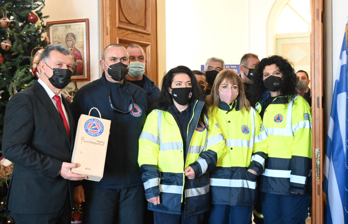 Με χαμόγελα και Χριστουγεννιάτικες μελωδίες γέμισε το Δημαρχείο Κω