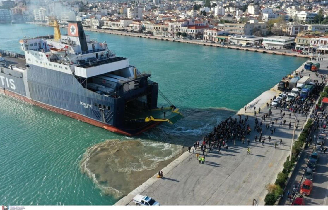 Οξύνεται η κόντρα για τη δημιουργία κλειστής δομής υποδοχής μεταναστών στη Χίο