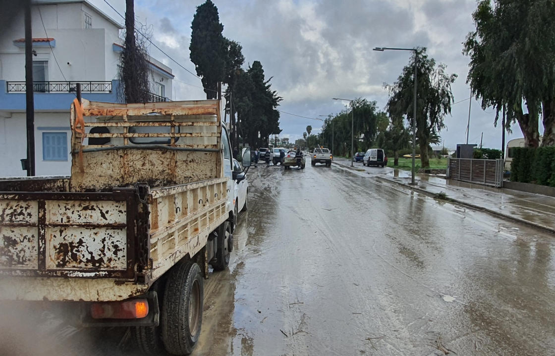 Ζημιά σε αγωγό στο Ψαλίδι - Διακοπή νερού στο παραλιακό μέτωπο από την Παπανδρέου Γεωργίου έως και τον Άγιο Φωκά