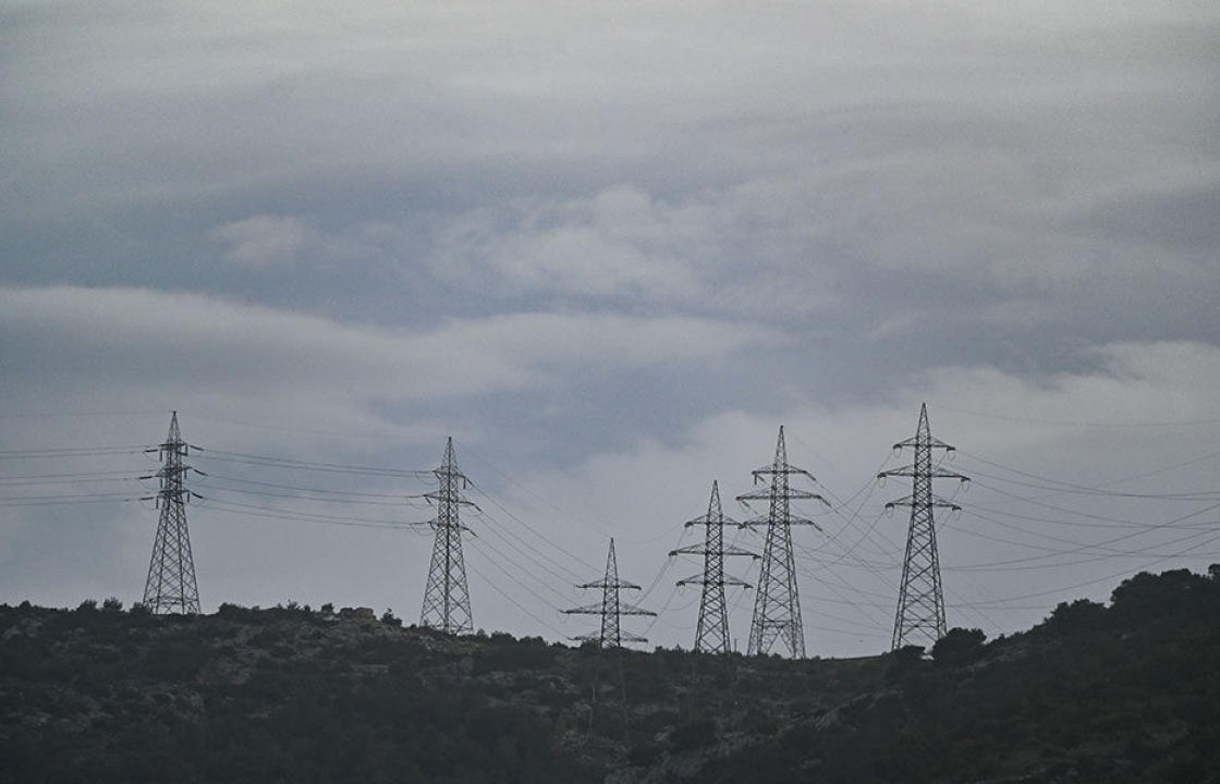 Νέα μέτρα για το ρεύμα: Από 18 έως 600 ευρώ οι αναδρομικές επιστροφές – Πώς θα δοθούν