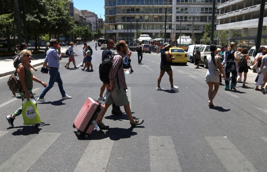 Τουριστικές εισπράξεις 20 δισ. αναμένονται για τη φετινή σεζόν