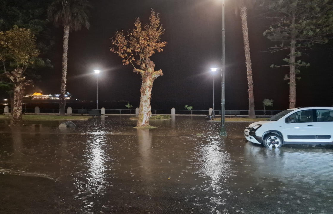Η κακοκαιρία Eva πέρασε και από την Κω - Άντληση υδάτων από το Νοσοκομείο. Έκλεισαν κατά διαστήματα δρόμοι λόγω πλημμύρας