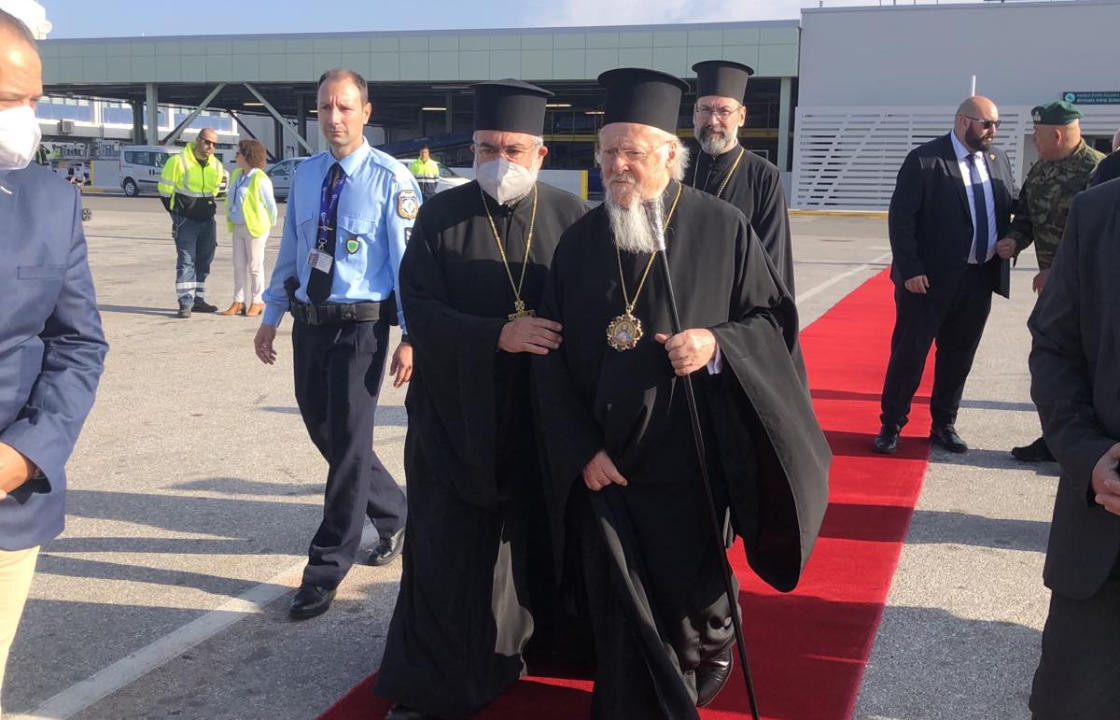 Η άφιξη του Οικουμενικού Πατριάρχη στο νησί μας - Μετέβη μέσω Κω στην Κύπρο για το «τελευταίο αντίο» στον Αρχιεπίσκοπο Κύπρου Χρυσόστομο Β&#039;