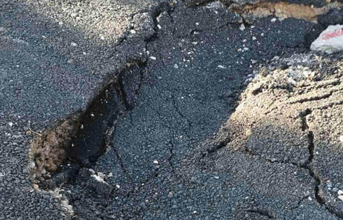 Κυκλοφοριακές ρυθμίσεις σε τμήματα της Επαρχιακής Οδού Πυλίου – Καρδάμαινας, έως τη Δευτέρα 2 Ιανουαρίου, λόγω εργασιών