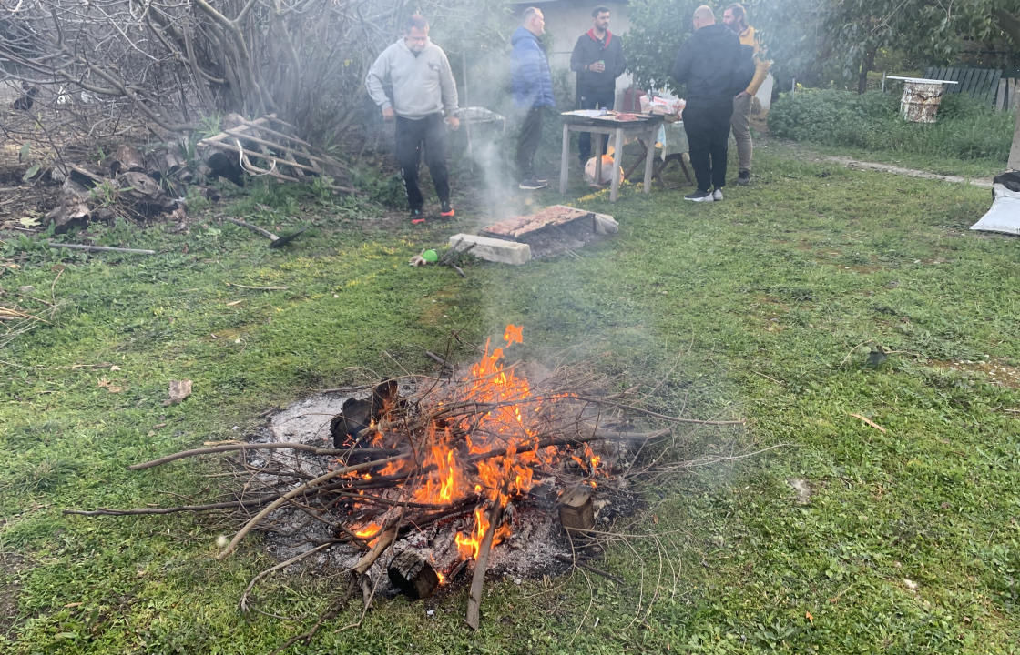 Αθλητικός Όμιλος Ακαδημία Κω: Αναβίωσε το έθιμο του ανάμματος της αποκριάτικης φωτιάς