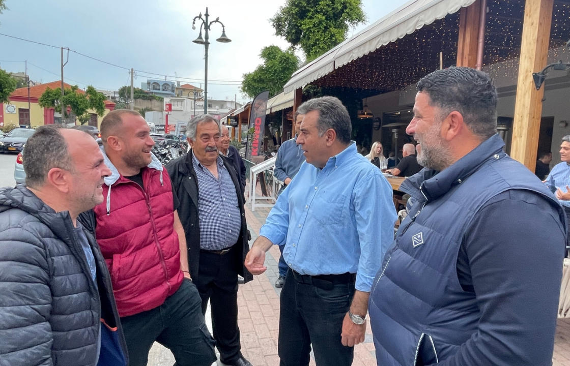 ΜΑΝΟΣ ΚΟΝΣΟΛΑΣ:  «Μήνυμα Νίκης. Μια ψήφος με το χέρι στην καρδιά»