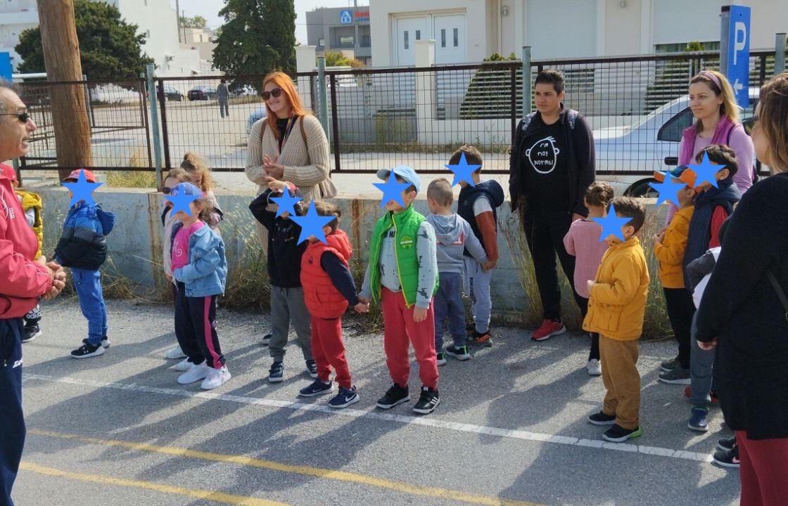 40 παιδιά νηπιαγωγείου στα πρώτα βήματά τους στη ποδηλασία