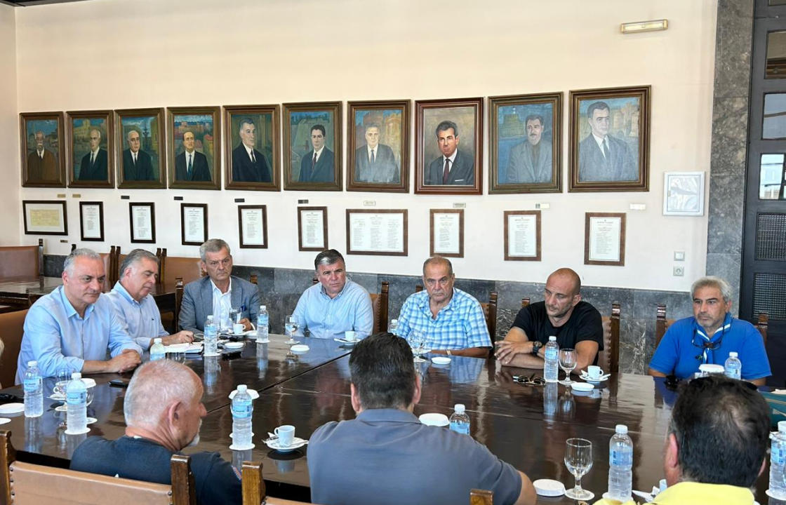 Ο Βασίλης Α. Υψηλάντης με τον Ευρωβουλευτή Μανώλη Κεφαλογιάννη συναντήθηκαν με τον Δήμαρχο Ρόδου, εκπροσώπους των παραγωγικών τάξεων, εργαζόμενους και εθελοντές.