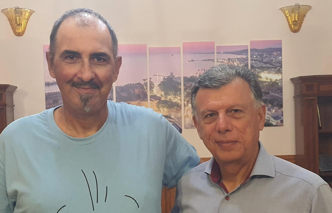 Υποψήφιος με τον Θεοδόση Νικηταρά ο Στέφανος Χαρτοφίλης