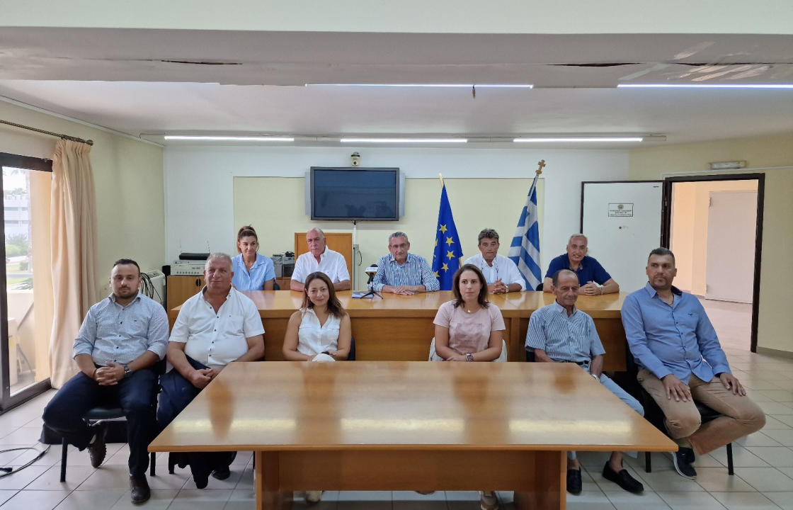 Παρουσίασε τους υποψήφιους σε Κω και Νίσυρο ο Γιώργος Χατζημάρκος - Τι δήλωσε για νοσοκομείο, οδικό δίκτυο, Hot Spot
