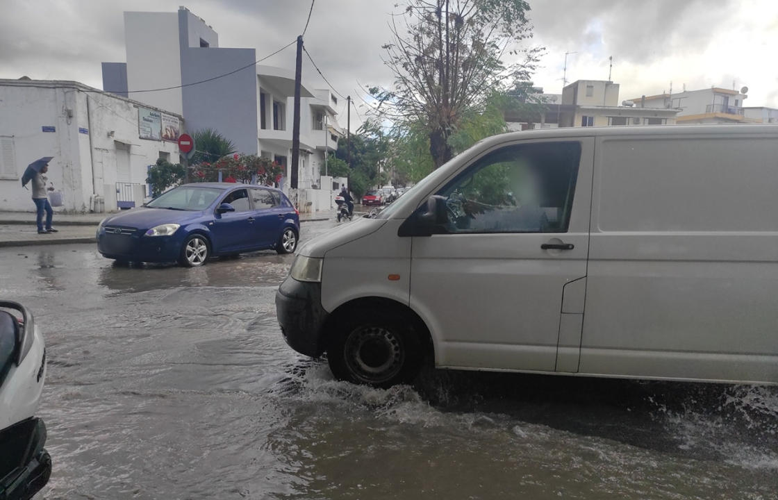 Στο ίδιο έργο θεατές...