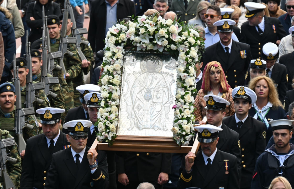Η Κως γιόρτασε με δόξα και τιμές τον Πολιούχο της Άγιο Νικόλαο -  Η λιτανεία της εικόνας στους δρόμους του νησιού