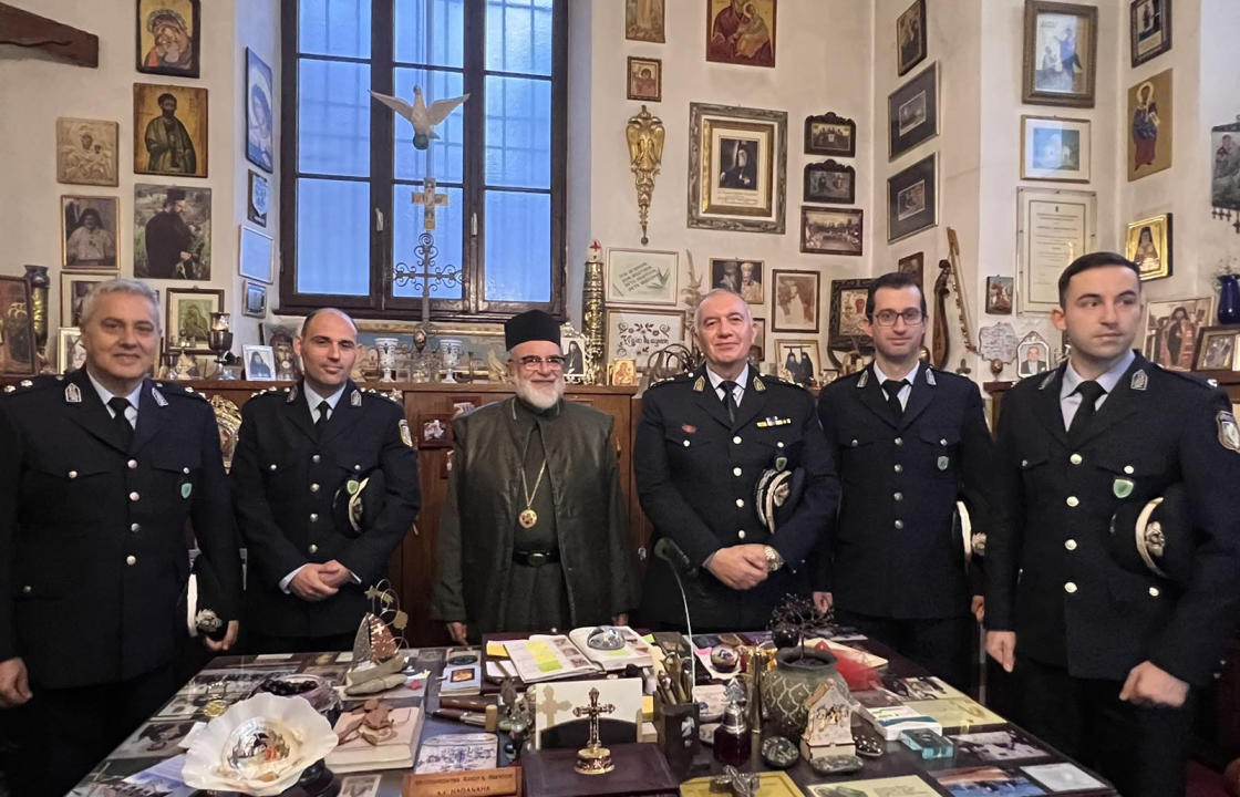 Δείτε βίντεο ρεπορτάζ από τις επισκέψεις των φιλαρμονικών και των αξιωματικών της αστυνομίας στον Μητροπολίτη Κώου και Νισύρου κ. Ναθαναήλ