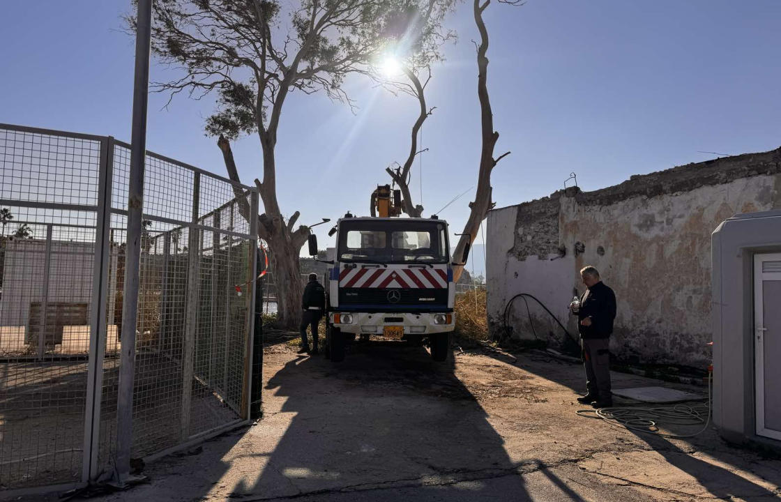 Εργασίες αναδιαμόρφωσης του χώρου στη Σένγκεν - Απομακρύνθηκε η καντίνα, ξεριζώθηκε και δέντρο