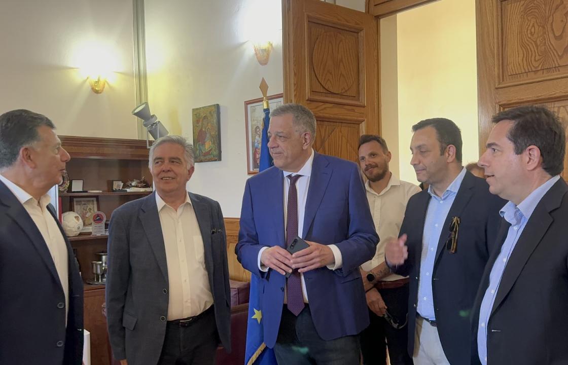 Η επίσκεψη του Υφυπουργού Υποδομών και Μεταφορών κ. Νίκου Ταχιάου στην Κω - Ποια κυβερνητικά στελέχη τον συνόδευαν
