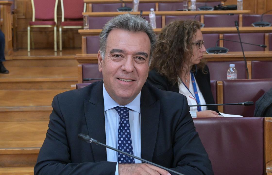ΜΑΝΟΣ ΚΟΝΣΟΛΑΣ: «Νέα Διεύθυνση Αποκατάστασης Επιπτώσεων Φυσικών Καταστροφών για τα νησιά του Αιγαίου»
