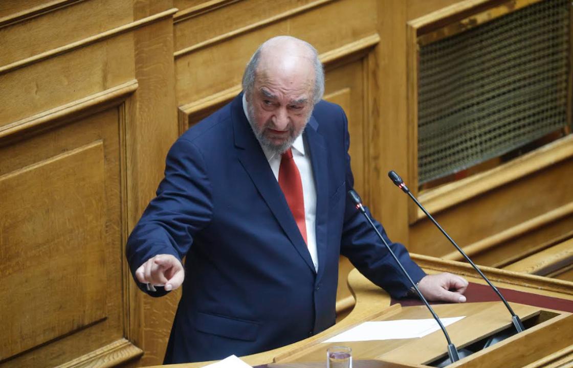 Νικητιάδης προς ΝΔ: Δε θα κάνετε το λιμάνι της Καλύμνου νεκροταφείο σκαφών