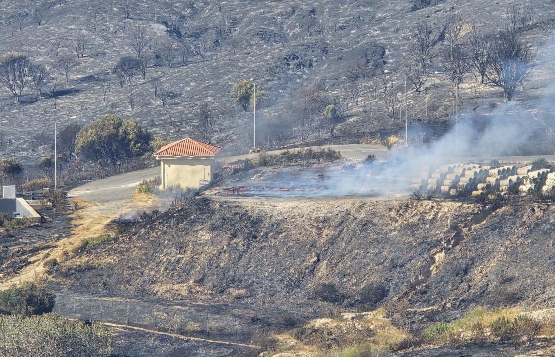 Σημαντικές οι ζημιές στον ΧΥΤΑ στην Κω από τη φωτιά
