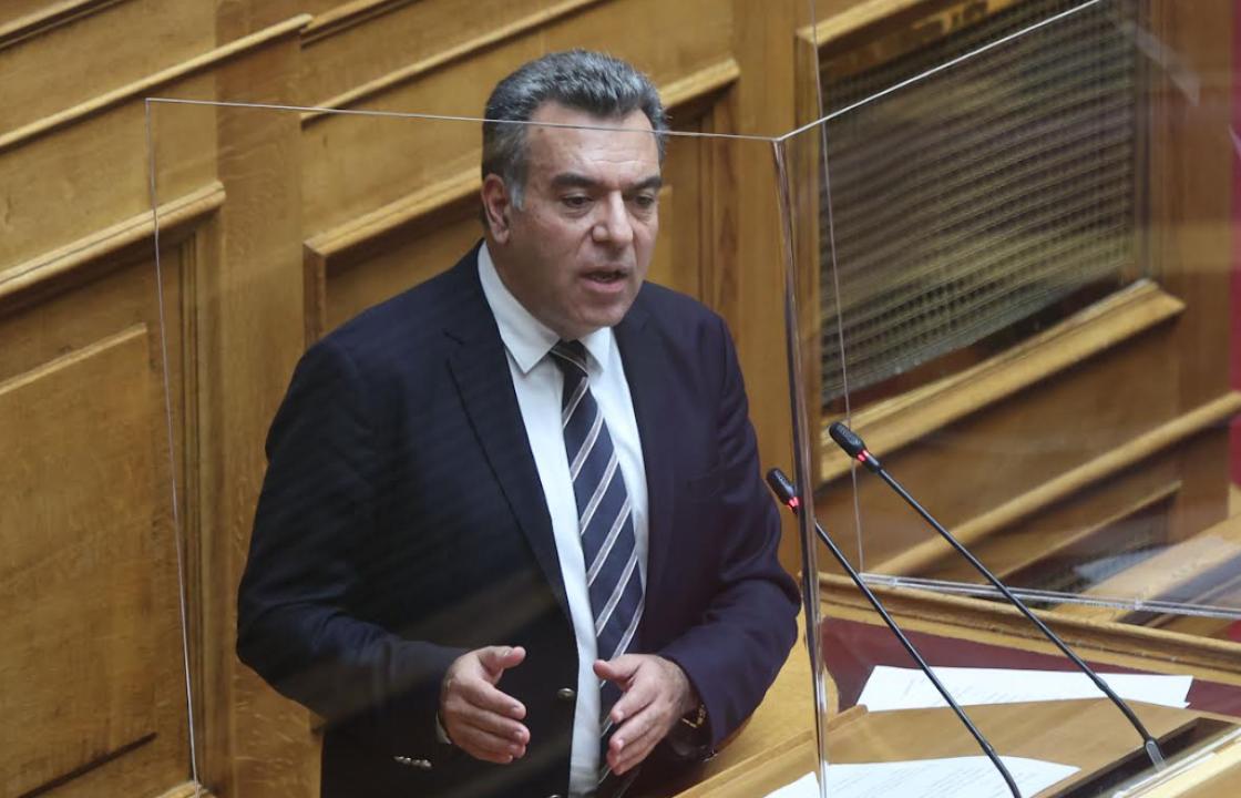 Μάνος Κόνσολας: Παρέμβαση για τα προβλήματα υδροδότησης στα άνυδρα νησιά