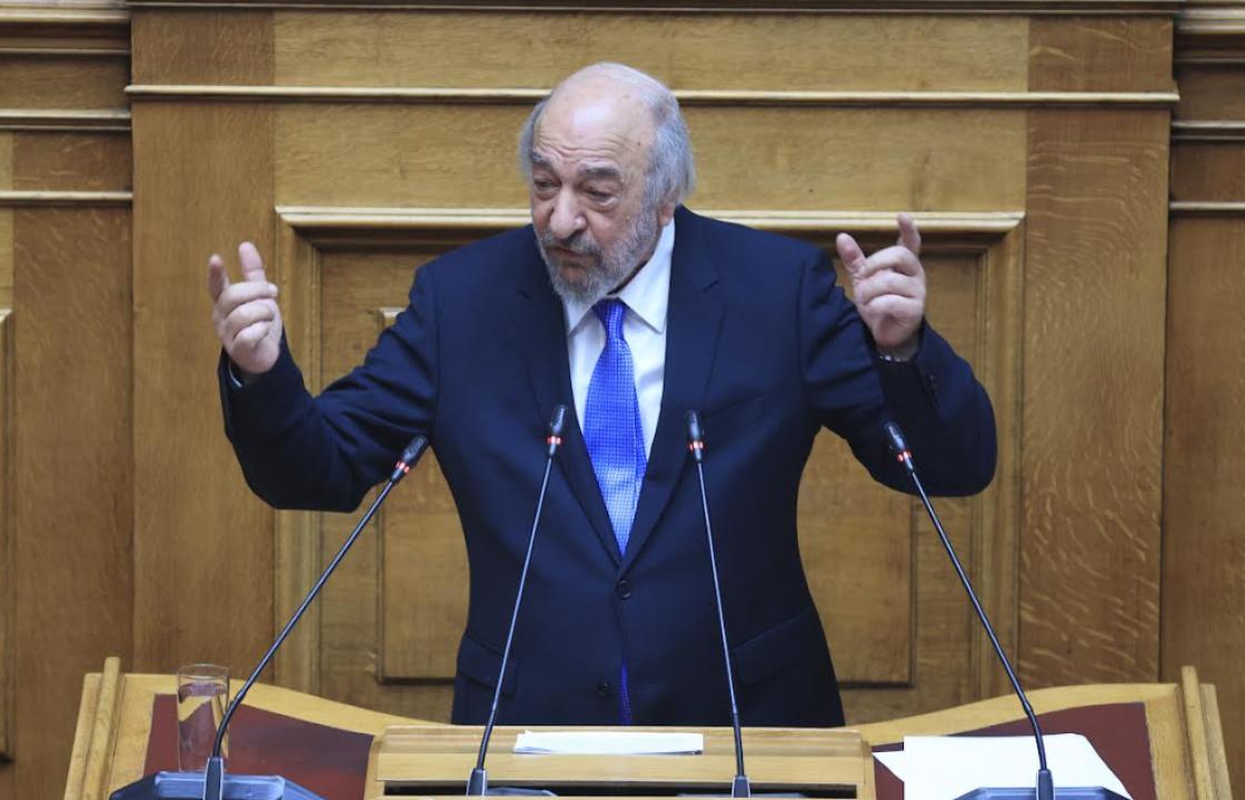 Με πρωτοβουλία Νικητιάδη ερώτησή για τους υψηλούς ναύλους από 27 βουλευτές του ΠΑΣΟΚ