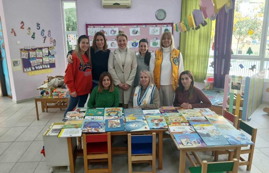 Βιβλία για τη βιβλιοθήκη του 1ου Νηπιαγωγείου Κω, παρέδωσε η Λέσχη Lions Κω &quot;Ιπποκράτης&quot;
