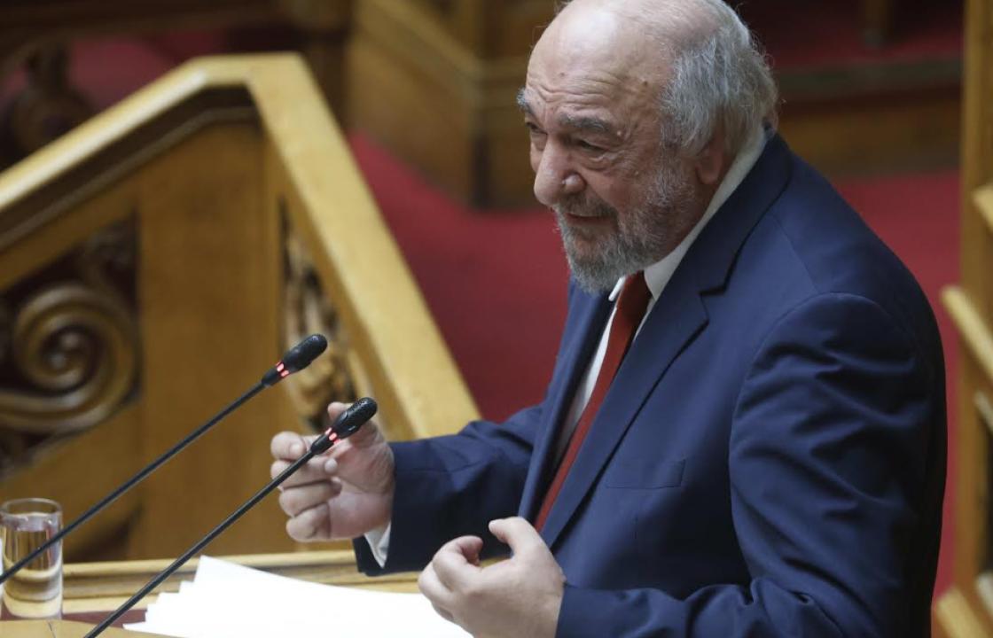 Γ. Νικητιάδης: Νέα ερώτηση Βουλευτών του ΠΑΣΟΚ για τους συμβασιούχους στις δομές φιλοξενίας μεταναστών