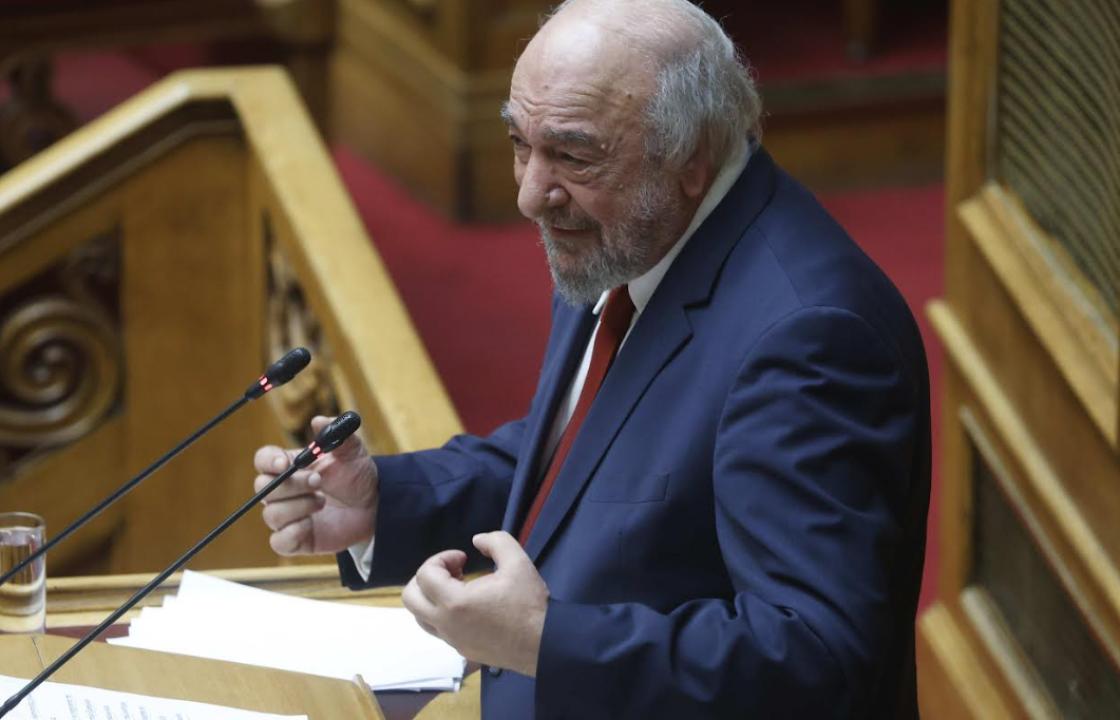 Νικητιάδης:  Καλεί Κικίλια να απαντήσει στη Βουλή  για τις διψήφιες αυξήσεις στους ναύλους φορτηγών στα νησιά