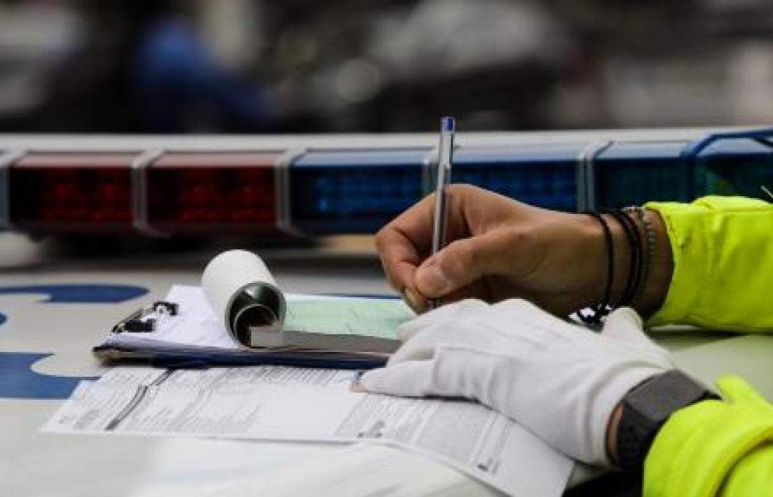 Αστυνομικά μπλόκα στον Επαρχιακό για το όριο των 50 χλμ. και σε Κανάρη &amp; Αβέρωφ (και όχι μόνο) ανεύθυνοι οδηγοί τρέχουν δίχως αύριο