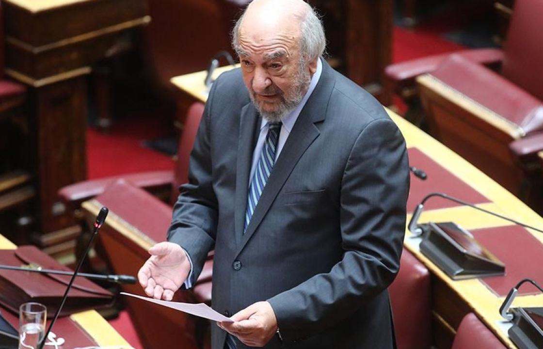 Νικητιάδης στη Βουλή προς Κικίλια: Καλύπτετε τους ακτοπλόους και αγνοείτε τα νησιά μας