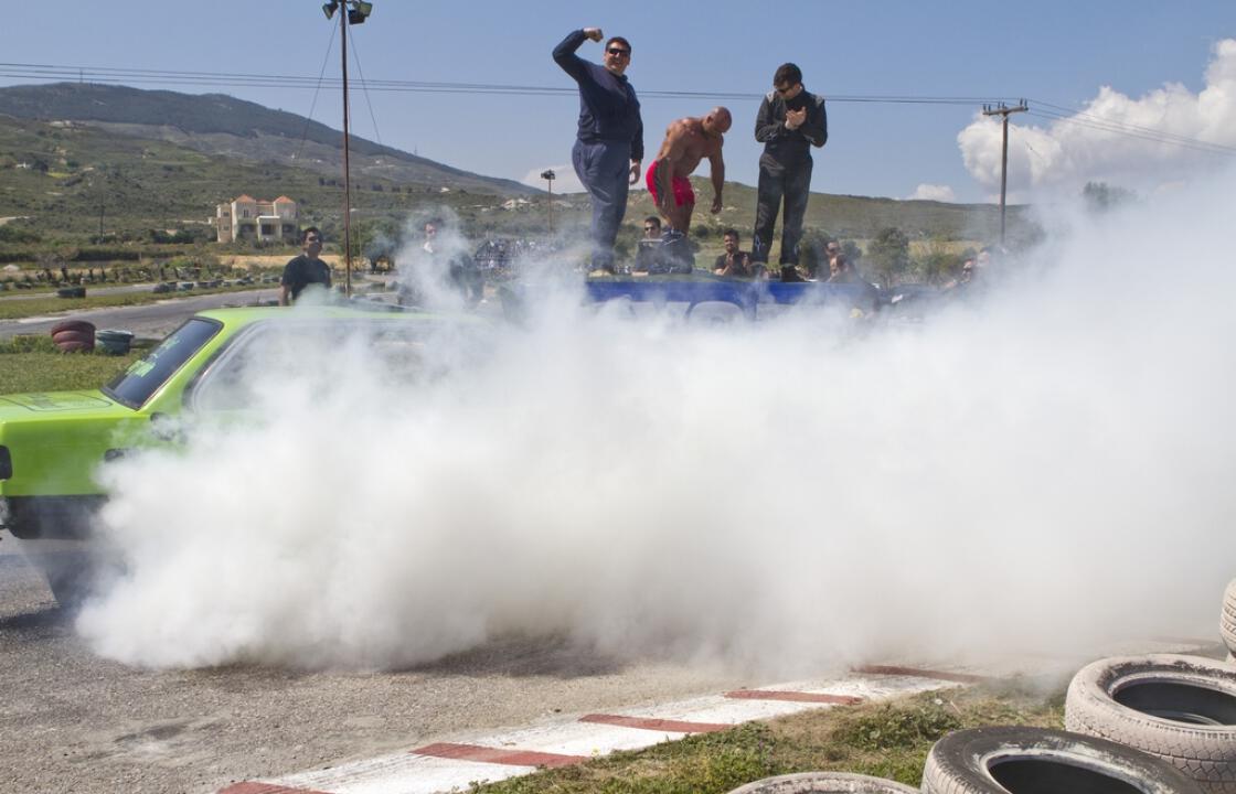 Πλούσιο θέαμα από τους οδηγούς του ΣΜΑΚΩ και έναν από τους κορυφαίους drifters στην Ελλάδα