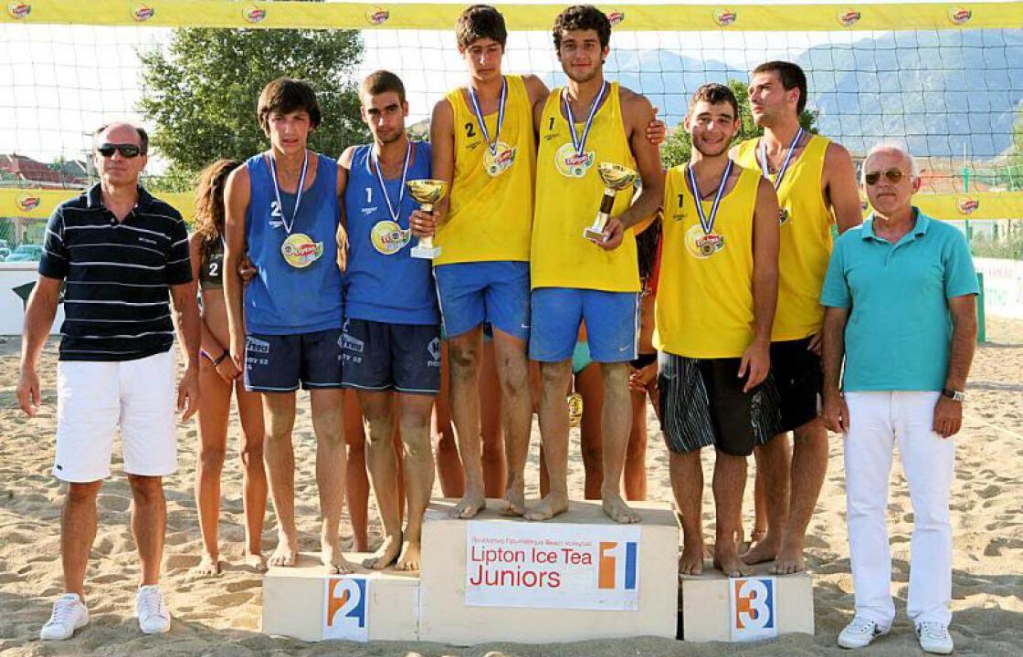 Στην Εθνική Ομάδα K20 στο Beach Volley κλήθηκαν ο Γ. Βραχνάς και ο Κ. Παππούλης