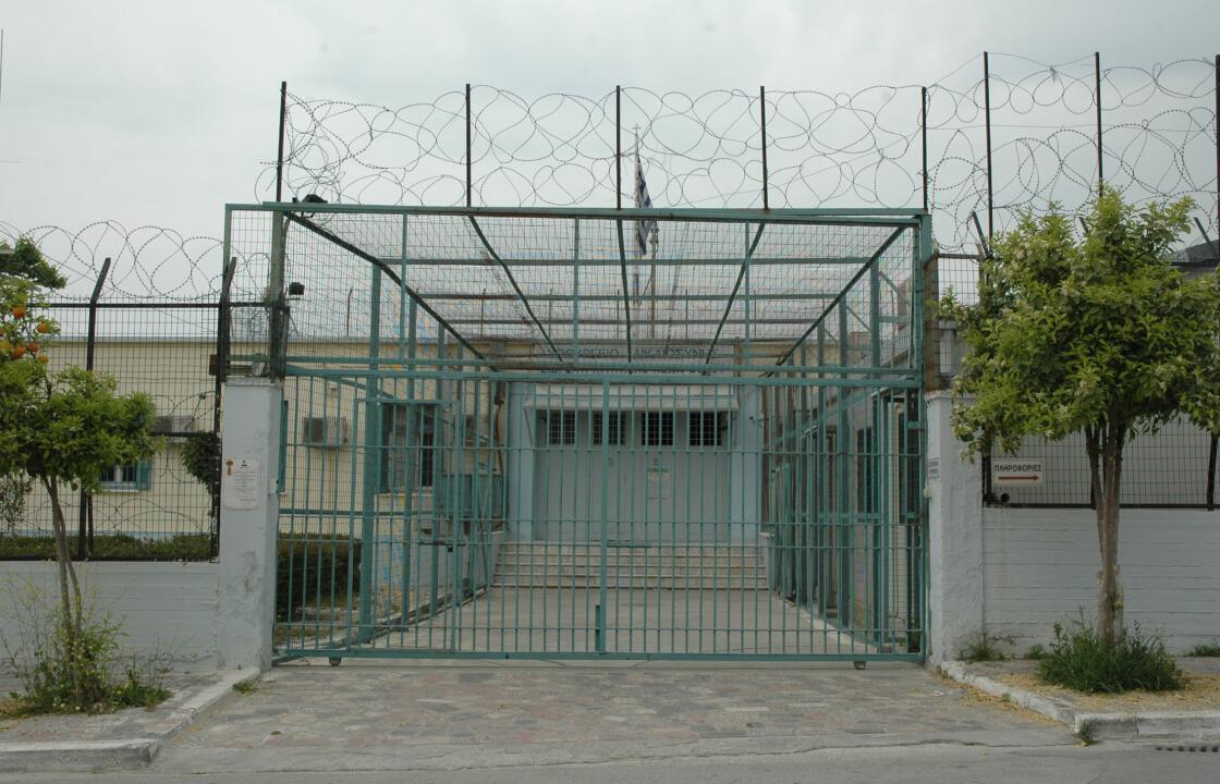 Στις φυλακές ανηλίκων στον Βόλο ο 17χρονος που έκλεψε αυτοκίνητο από την πόλη της Κω χθες