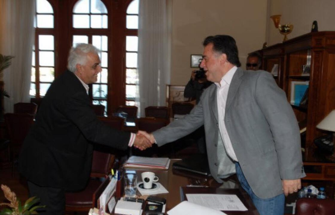 &#039;&#039;Κύριε Καϊσερλη ΔΕΙΤΕ ΤΟΥΣ ΝΕΟΥΣ ΩΣ ΤΟ ΜΕΛΛΟΝ ΟΧΙ ΩΣ ΤΟ ΔΙΚΟ ΣΑΣ ΚΑΚΟ ΠΑΡΕΛΘΟΝ! &#039;&#039;