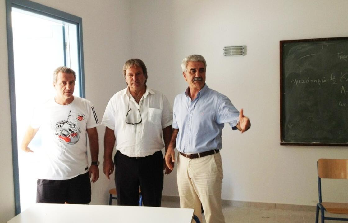 Στην Κάλυμνο ο Περιφερειάρχης, ολοκληρώθηκε το 85% των έργων στο νησί.Αύριο θα επισκεφθεί τη Λέρο