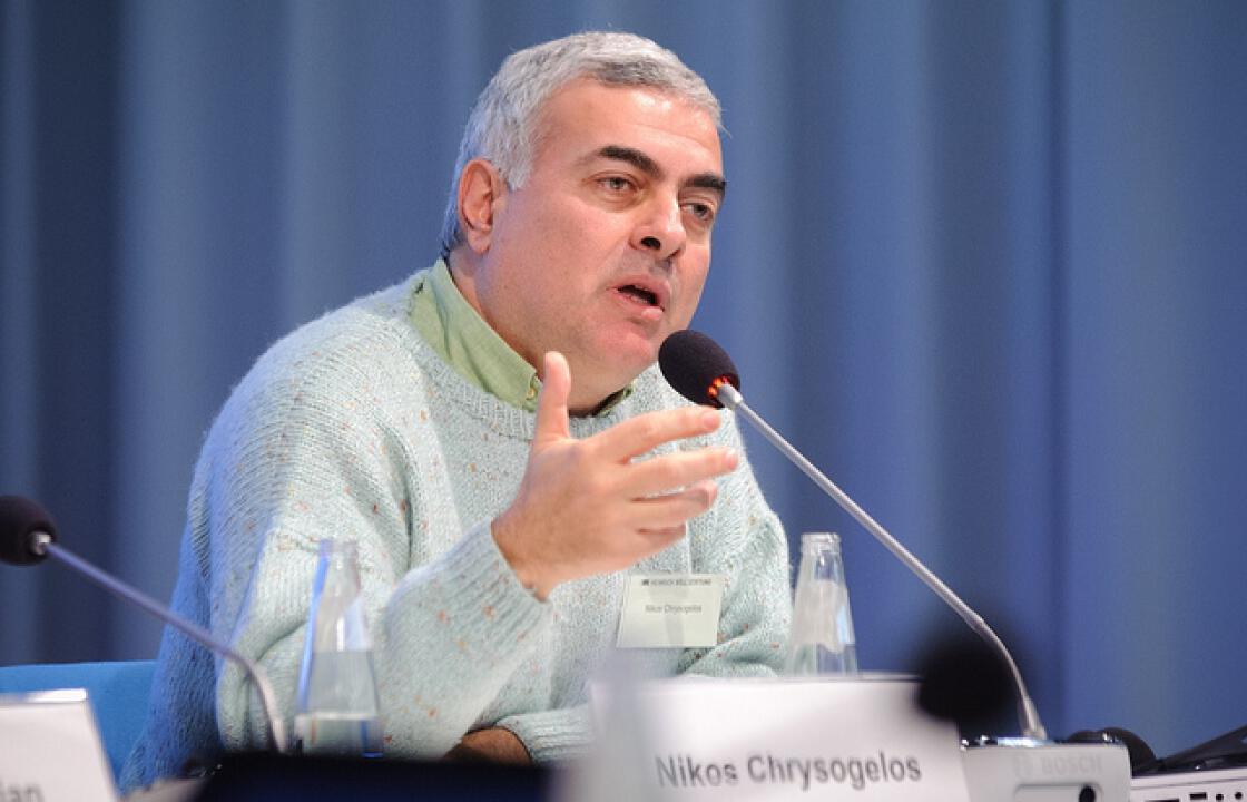 Ο Νίκος Χρυσόγελος σε Τήνο, Ρόδο και Κω